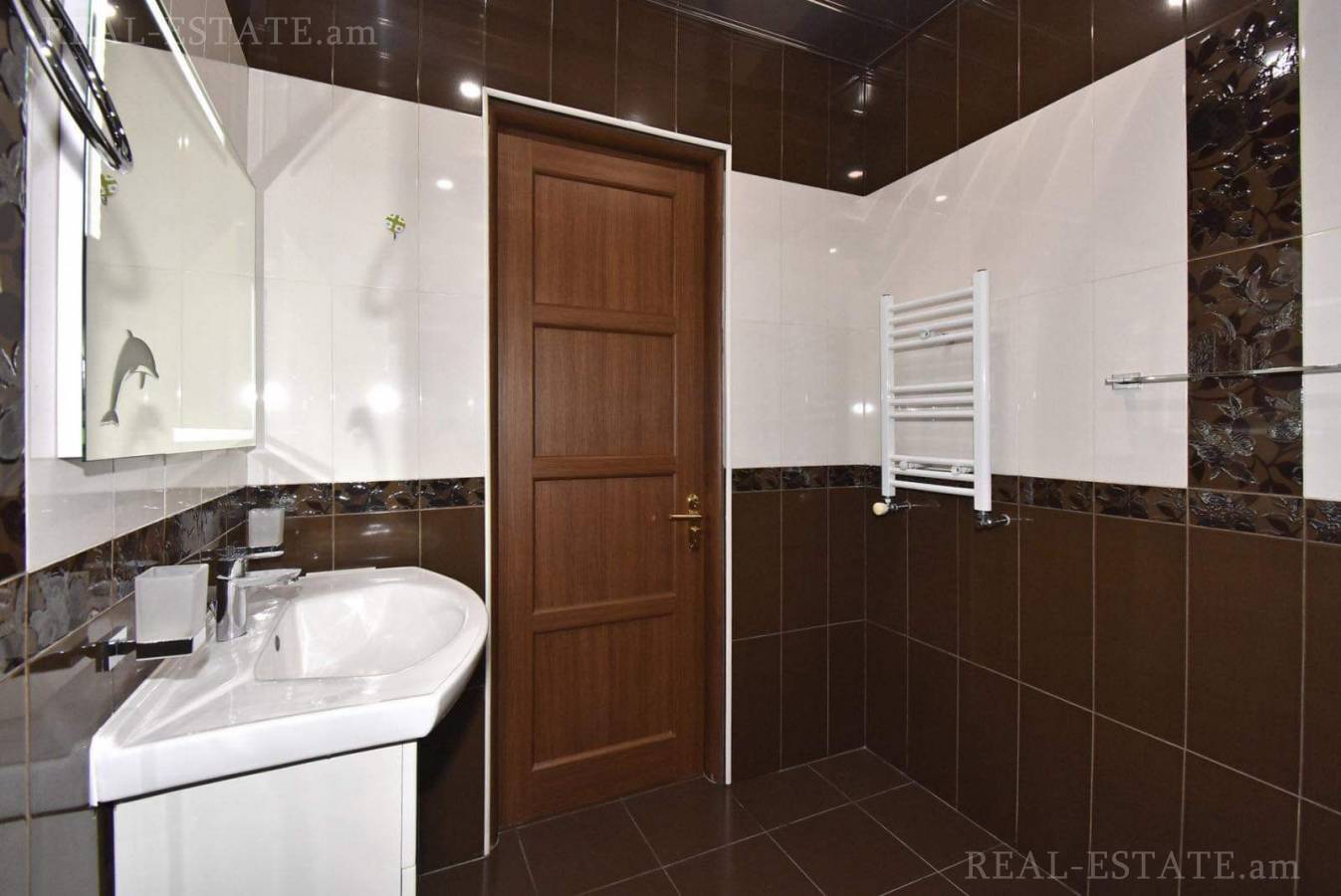 4 bedroom apartment for sale Sayat-Nova Ave, Center Yerevan, 138465