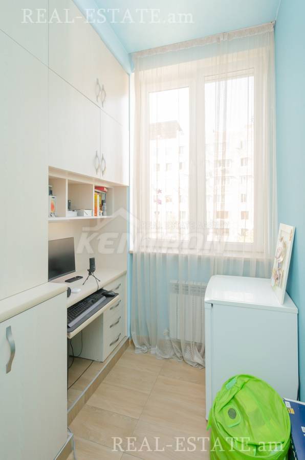 Купить 3 комнатную квартиру Н. Зарян стр, Арабкир Ереван, 143417