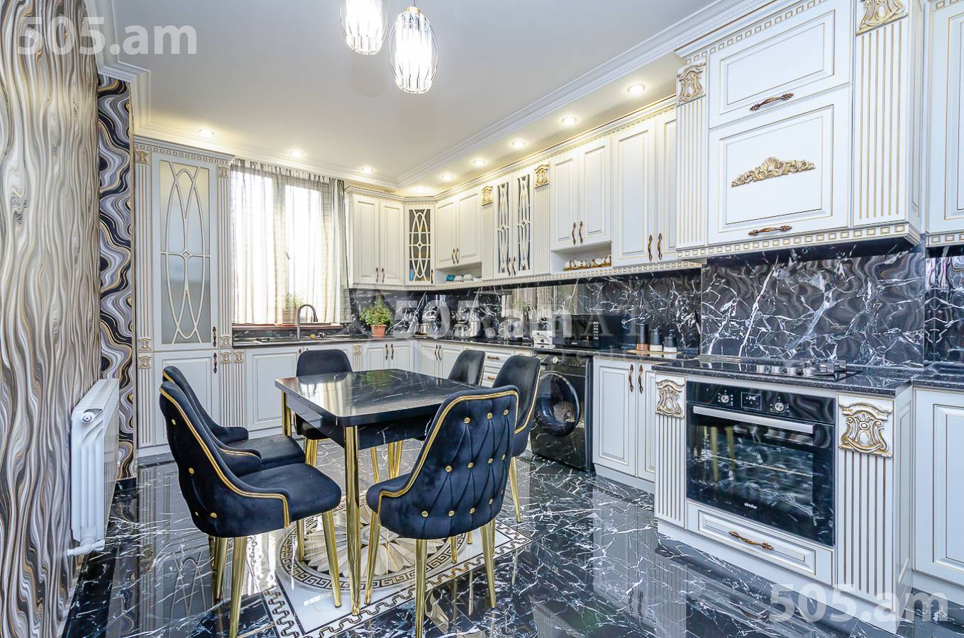 3 bedroom apartment for sale Antarayin St, Center Yerevan, 154788