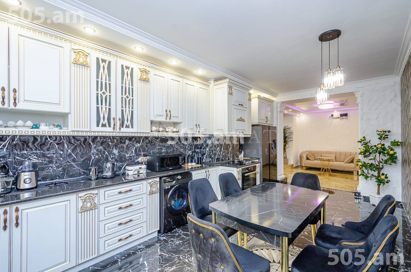 3 bedroom apartment for sale Antarayin St, Center Yerevan, 154788