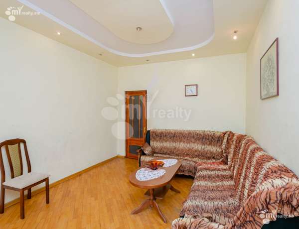 kupit-kvartiru/2-komnatnaya/Aram+St+side/Center/Yerevan