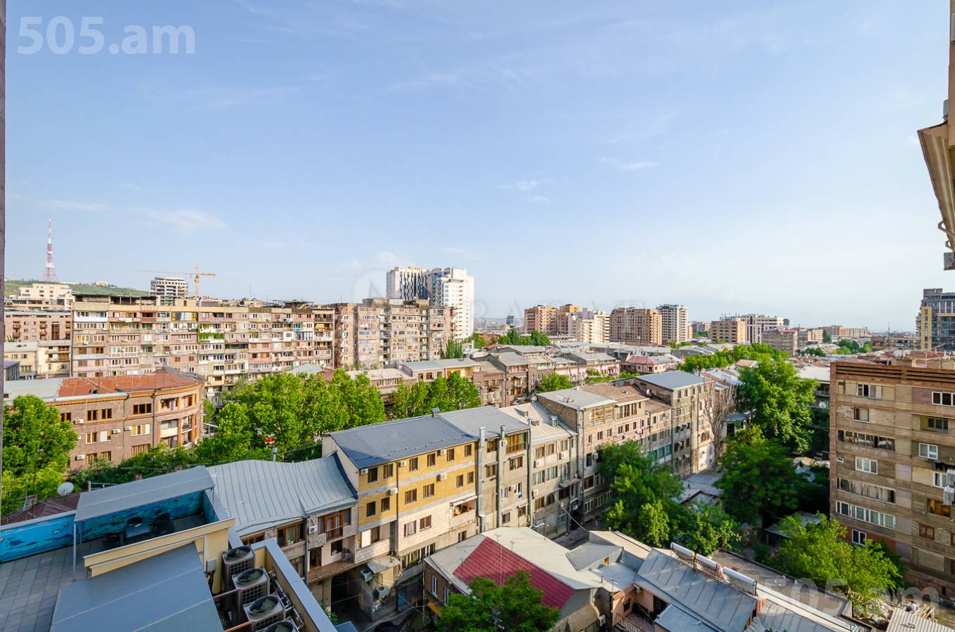 4 սենյականոց բնակարան  Մաշտոցի պող, Կենտրոն Երևան, 151749