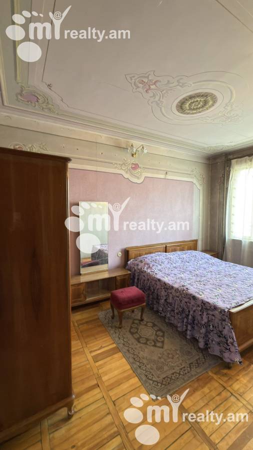 4 սենյականոց բնակարան  Լեփսիուսի   փող, Քանաքեռ-Զեյթուն Երևան, 158770