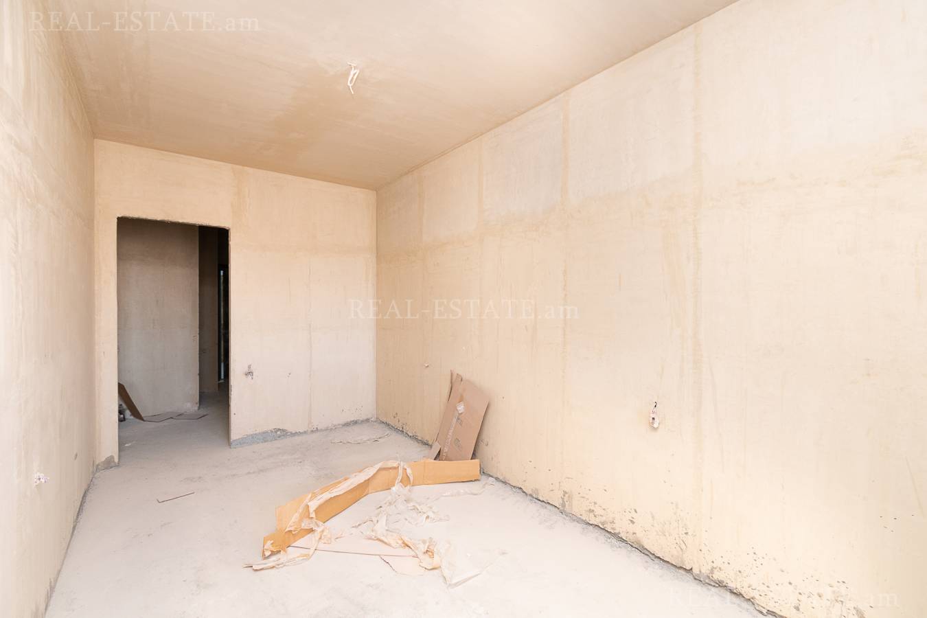 2 սենյականոց բնակարան  Գրիբոեդովի փող, Արաբկիր Երևան, 133990