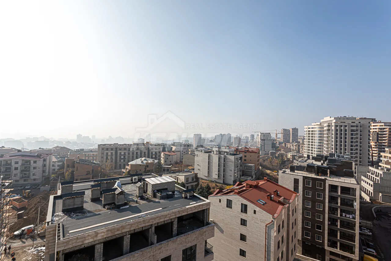 3 bedroom apartment for sale Antarayin St, Center Yerevan, 157899