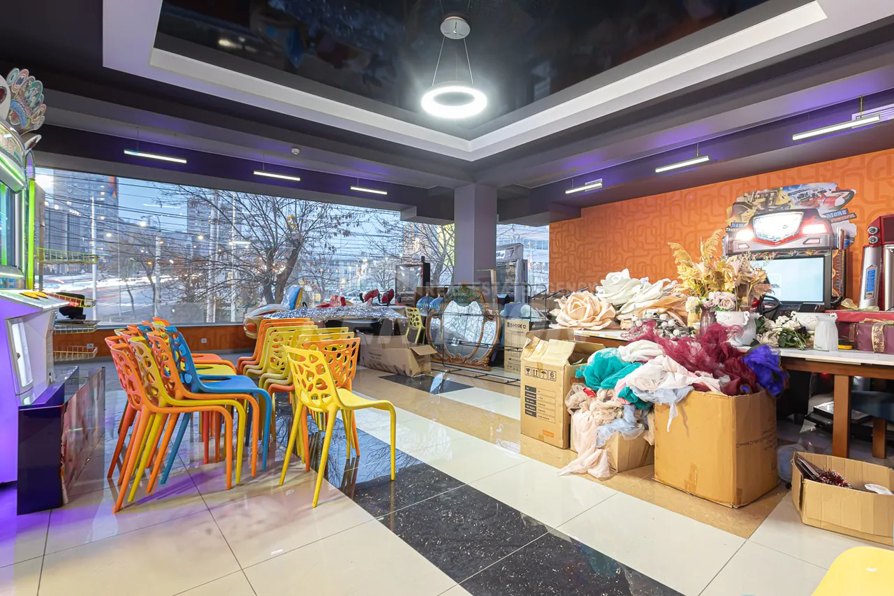 Commercial property for sale Shiraz St, Adjapnyak Yerevan, 158295