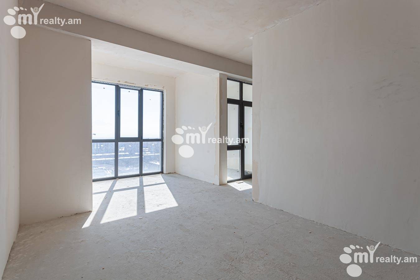 Купить 3 комнатную квартиру Абелян ул, Ачапняк Ереван, 154876