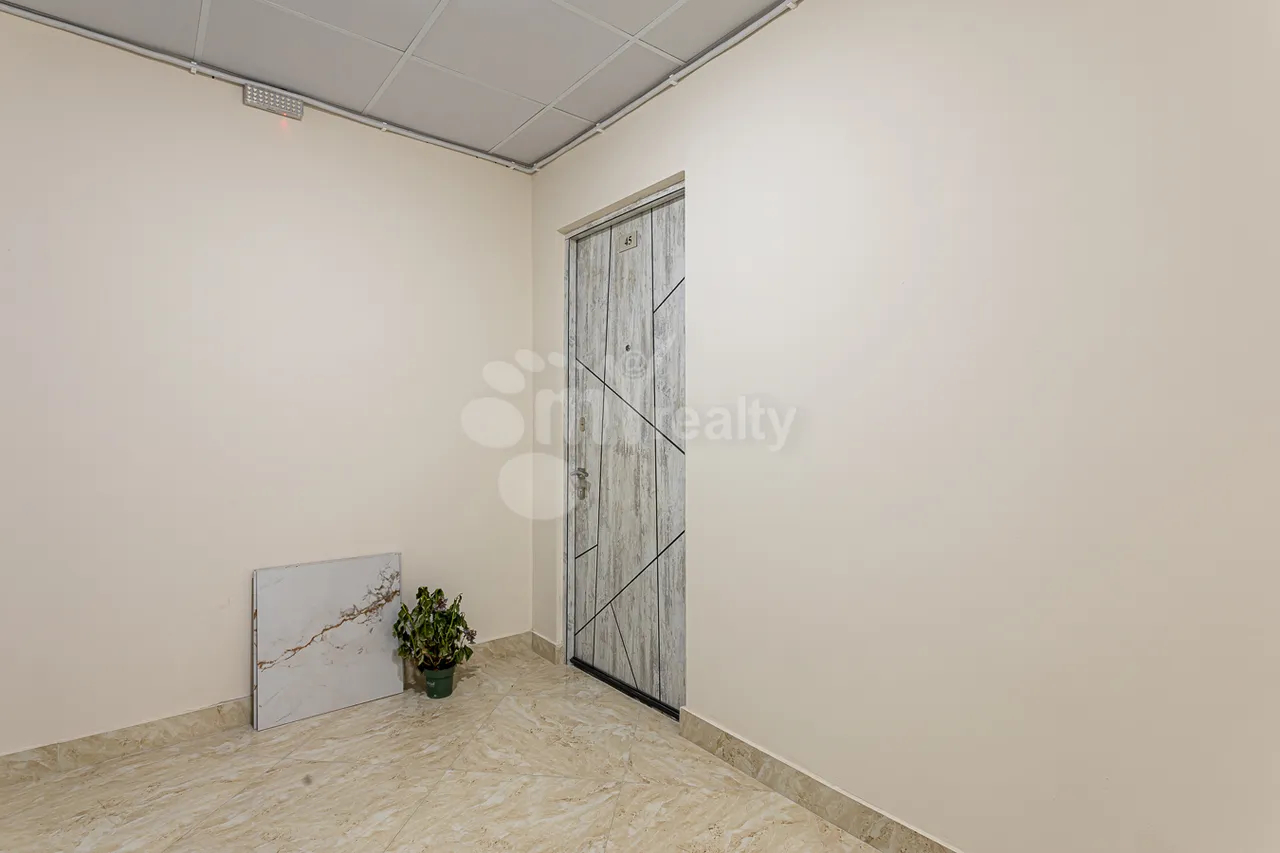 3 bedroom apartment for sale K. Ulnetsi St, Kanaqer-Zeytun Yerevan, 157280