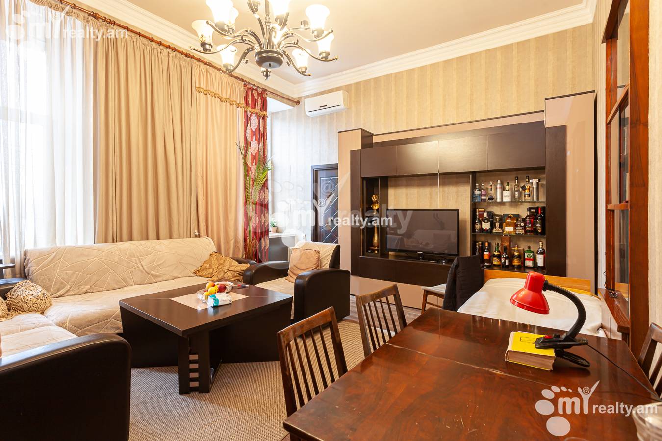 3 bedroom apartment for sale خیابان نعلبندیان, مرکز شهر ایروان, 154785