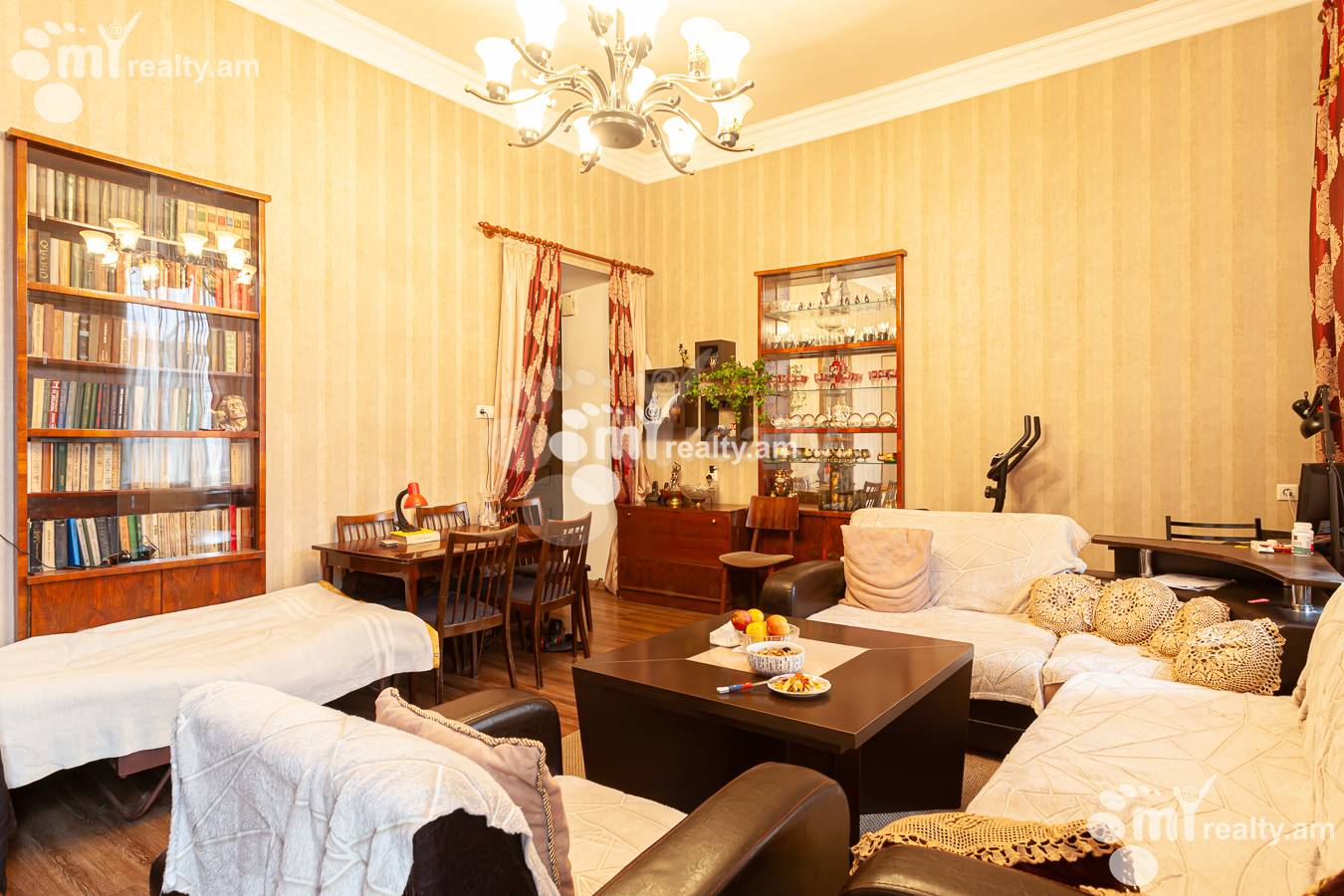 3 bedroom apartment for sale خیابان نعلبندیان, مرکز شهر ایروان, 154785