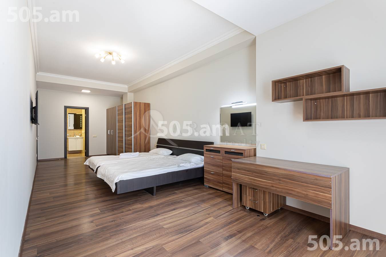 3 bedroom apartment for rent Aram St, Center Yerevan, 156278
