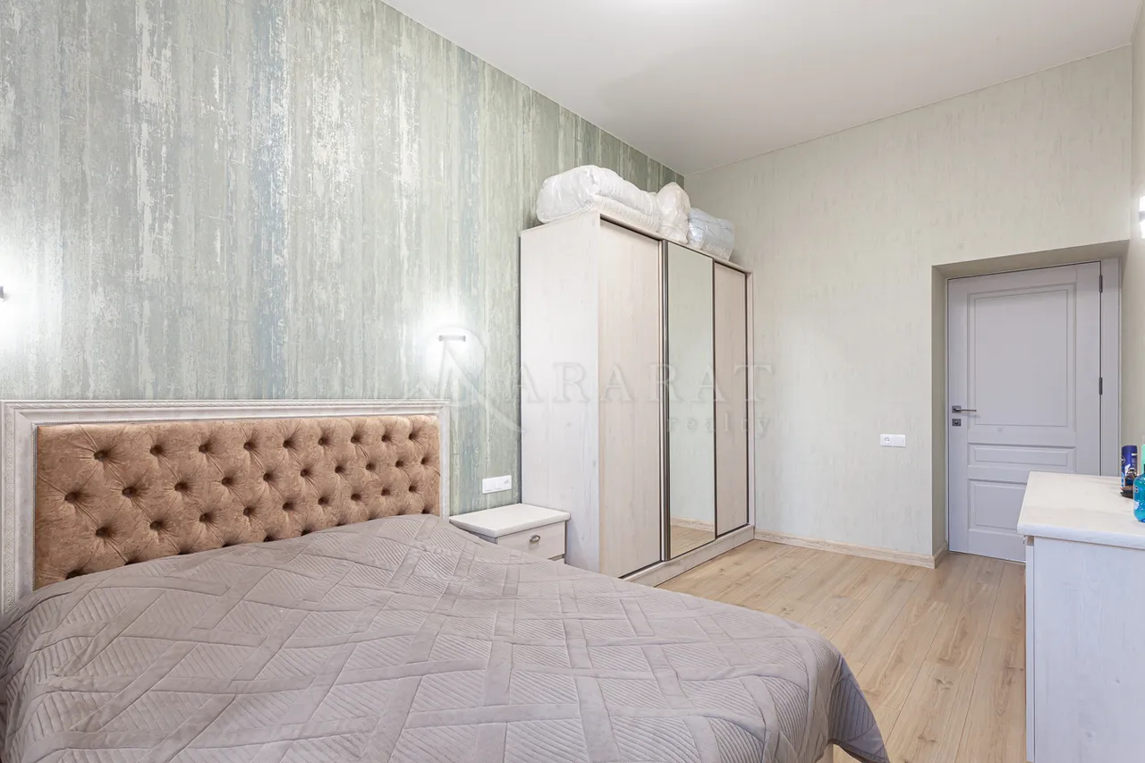 3 bedroom apartment for rent Paronyan St, Center Yerevan, 157955