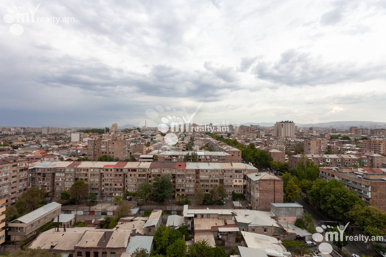 4 bedroom apartment for sale خیابان ا. کاخاتریان, عربگیر ایروان, 139575