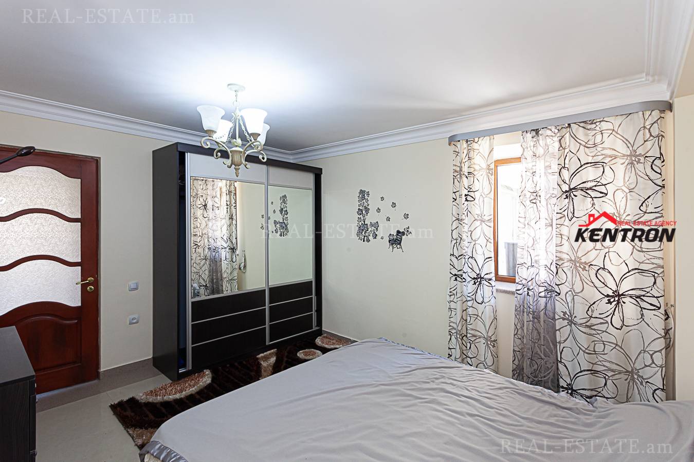 House for sale Barbyus St, Arabkir Yerevan, 133875