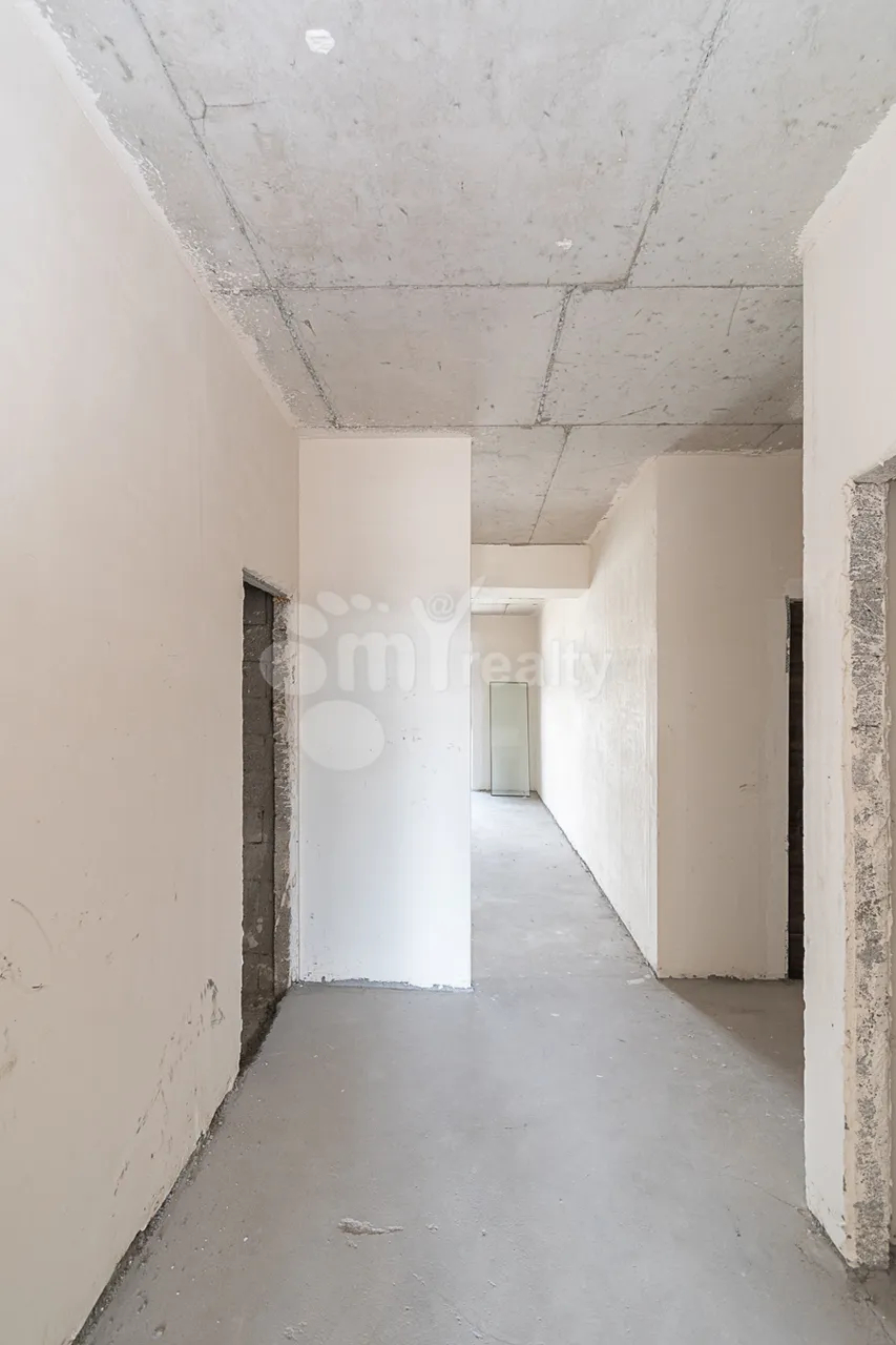 Купить 3 комнатную квартиру Алабян ул, Ачапняк Ереван, 160127