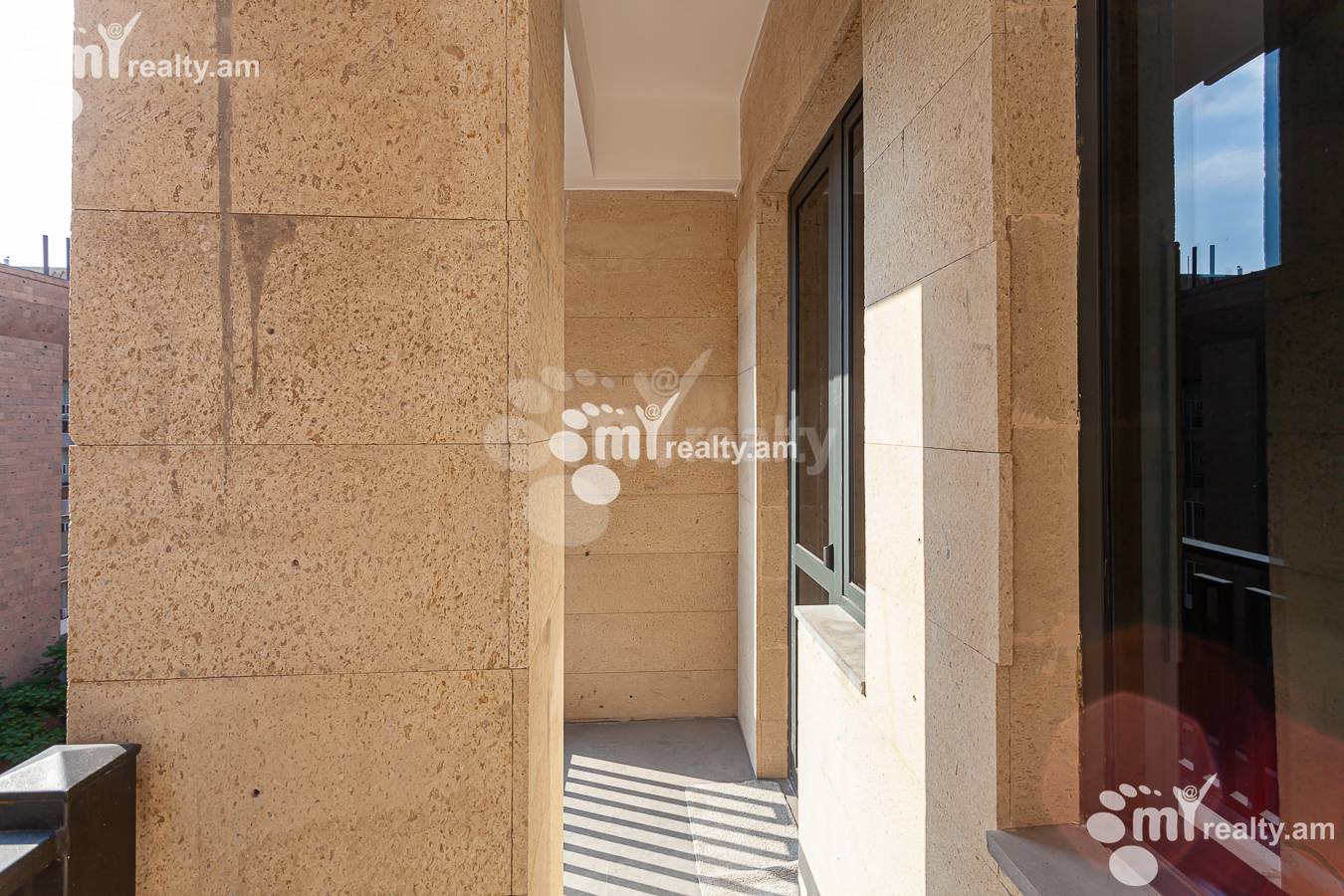 Купить 2 комнатную квартиру Анрапетутян ул, Центр Ереван, 152419
