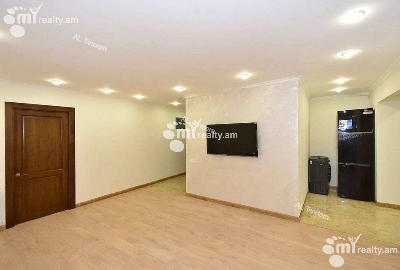 3 bedroom apartment for sale Abovyan St, Center Yerevan, 158491