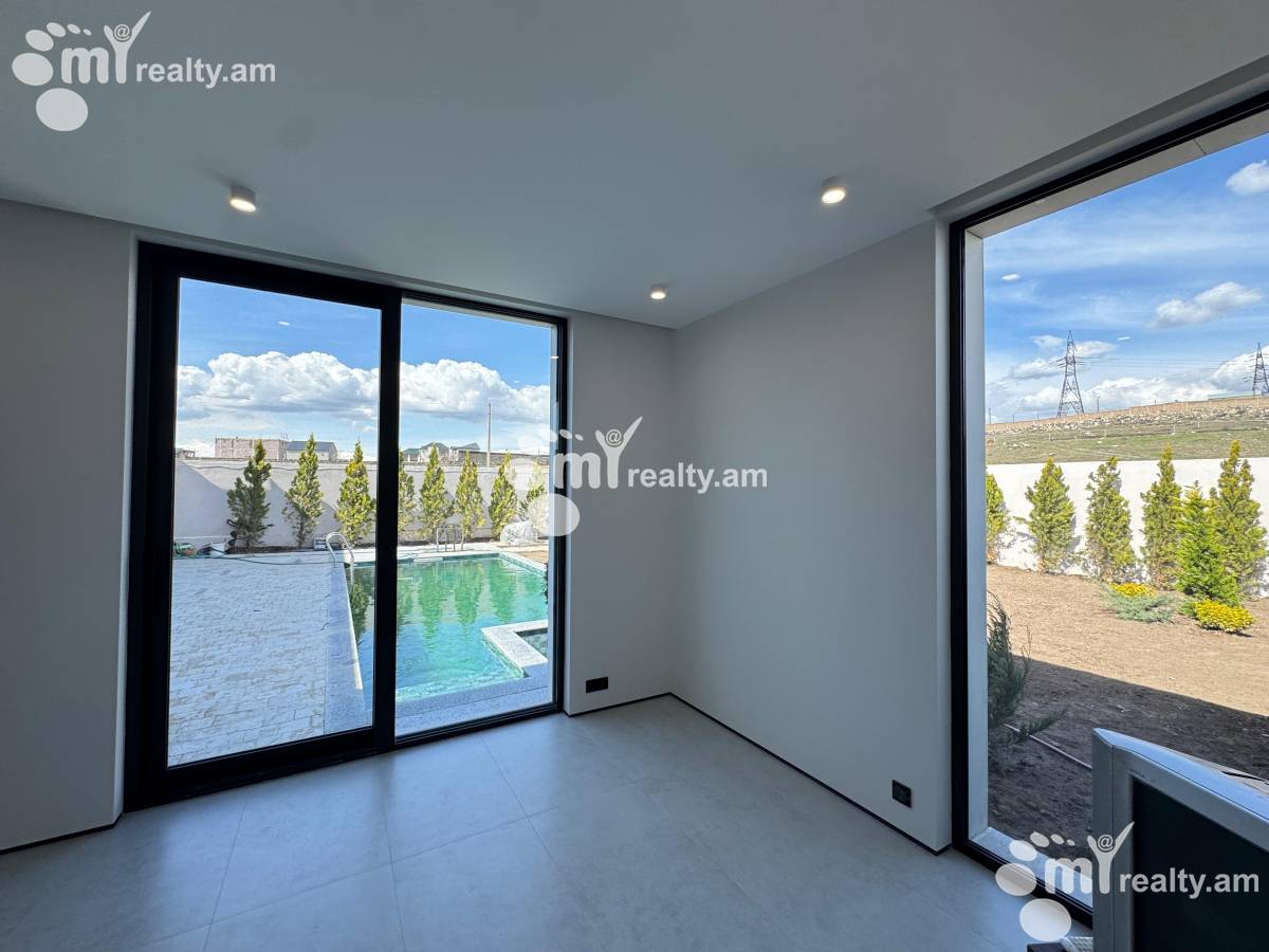 House for sale Zovuni dis, زوونی کوتایک, 160132