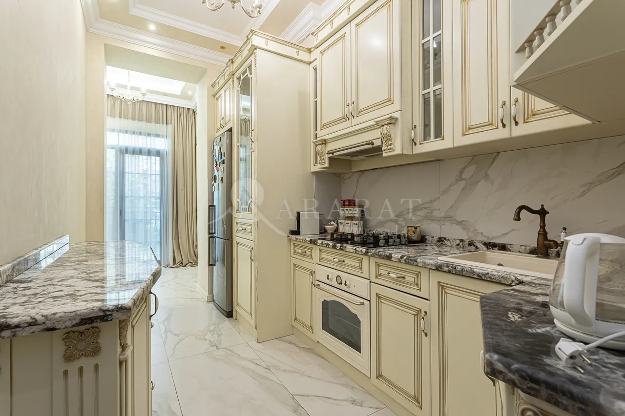 2 սենյականոց բնակարան վարձով Ամիրյան փող, Կենտրոն Երևան, 158871