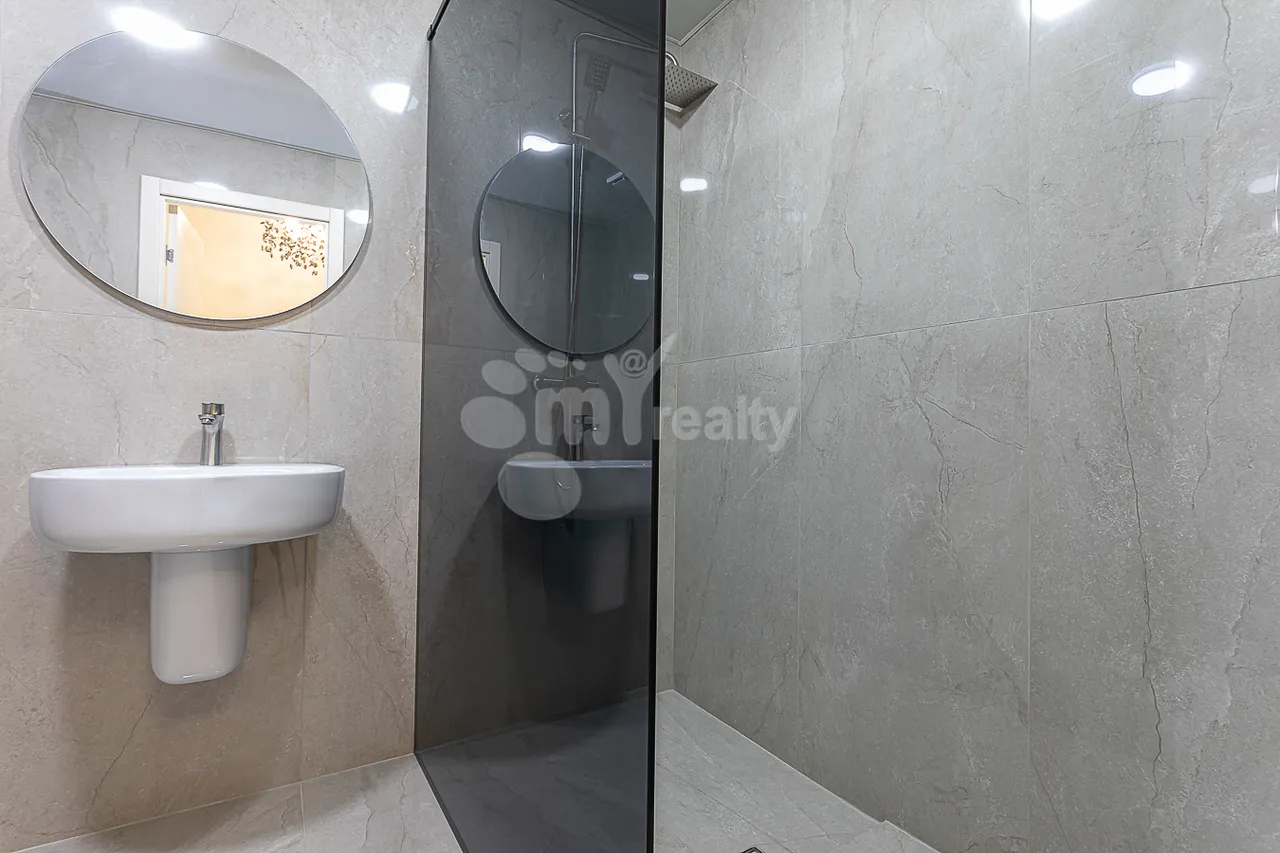 2 սենյականոց բնակարան  Վրացական փող, Արաբկիր Երևան, 159484