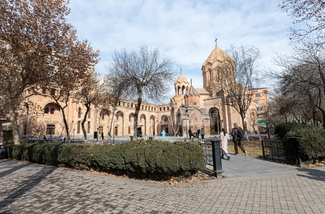 2 սենյականոց բնակարան վարձով Աբովյան փող, Կենտրոն Երևան, 159339