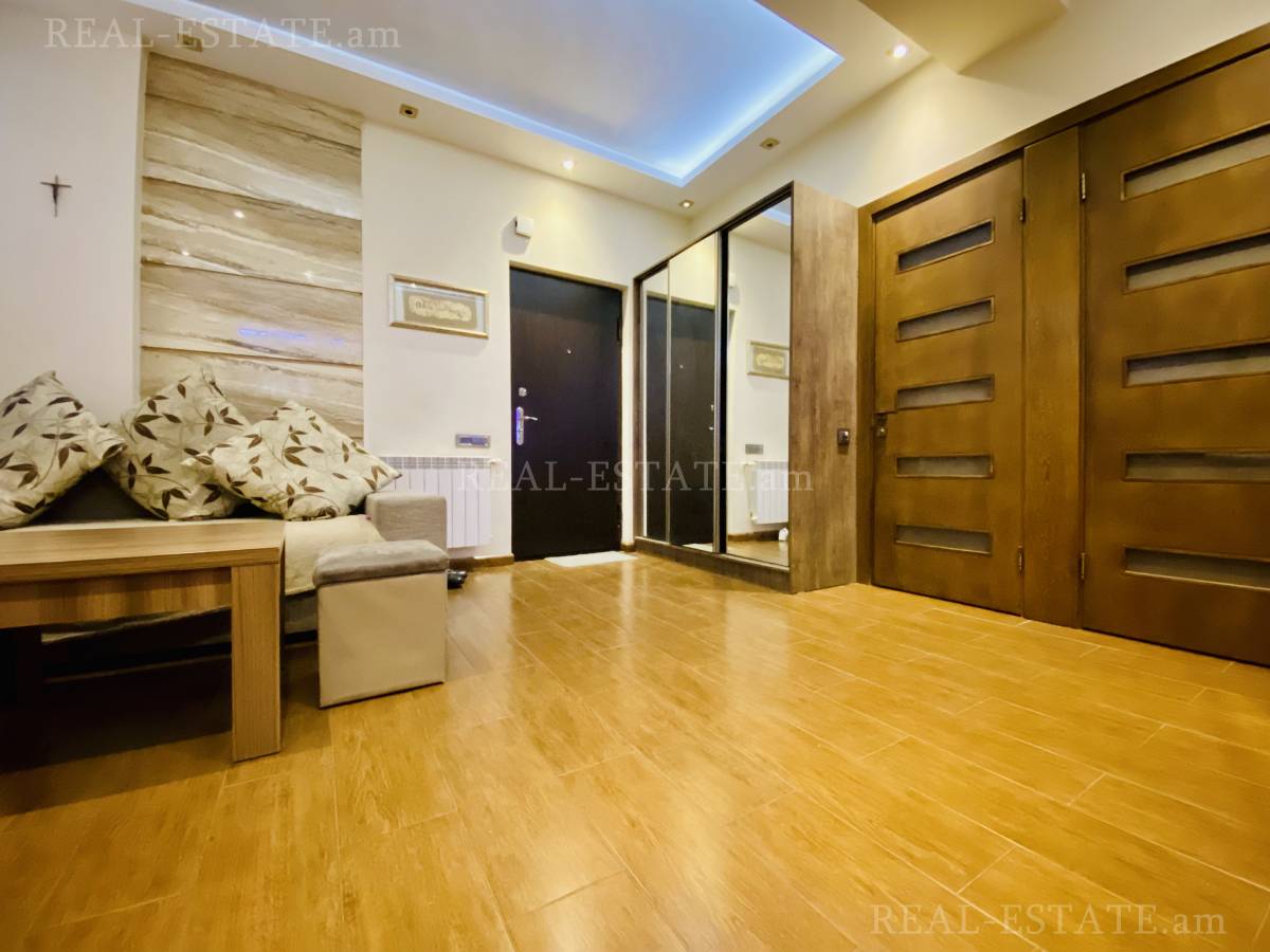 4 bedroom apartment for sale Leningradyan st., Malatja-Sebastja Yerevan, 140272