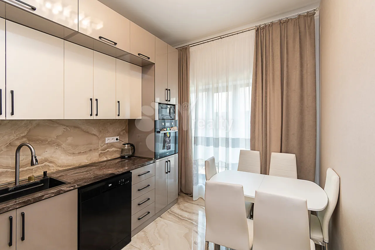 House for sale Lukashin St, Adshapnjak Yerevan, 161303