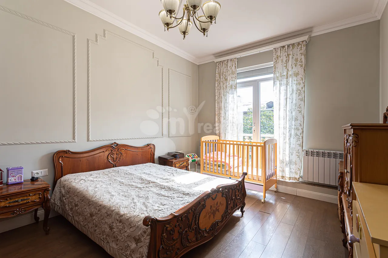 4 bedroom apartment for rent Pushkin St, Center Yerevan, 158795