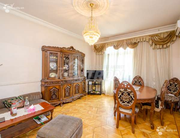 kupit-kvartiru/3-komnatnaya/Charents+St/Center/Yerevan