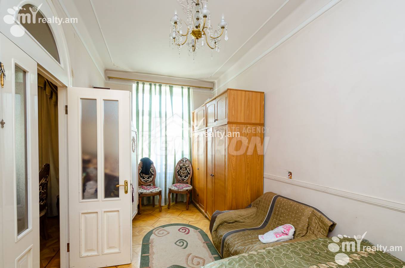 3 սենյականոց բնակարան  Չարենցի փող, Կենտրոն Երևան, 152399