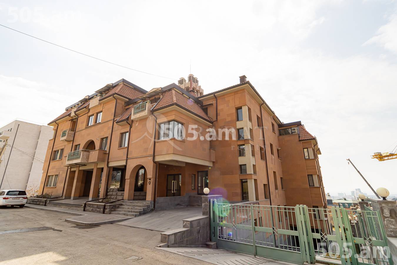 3 bedroom apartment for sale خیابان آنتارایین, مرکز شهر ایروان, 151226