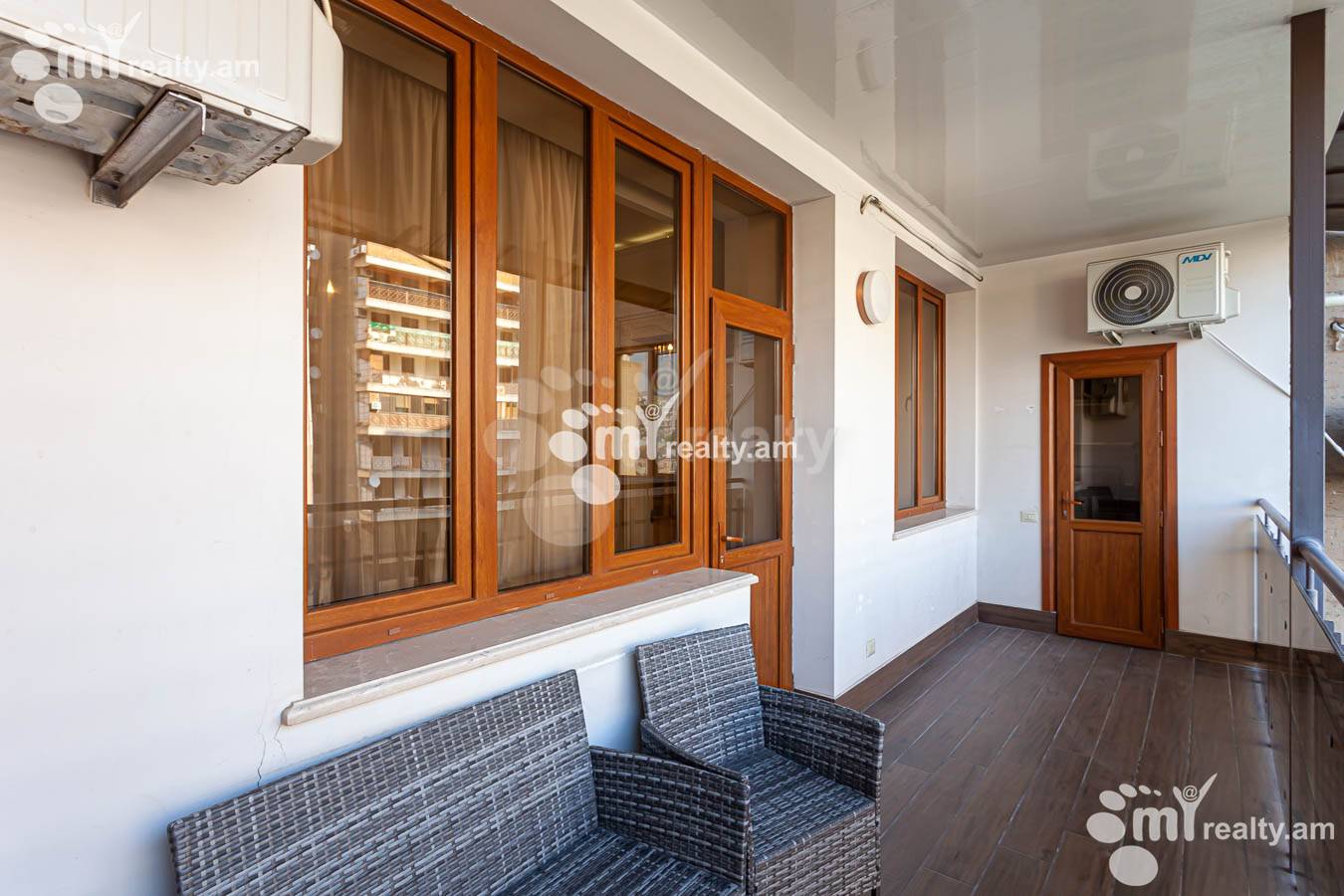 3 bedroom apartment for rent Aram St, Center Yerevan, 152958