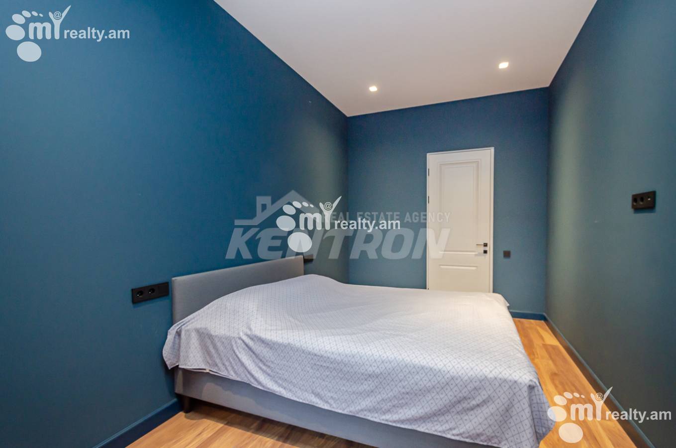 Купить 3 комнатную квартиру Ахбюр Сероб ул, Арабкир Ереван, 152788