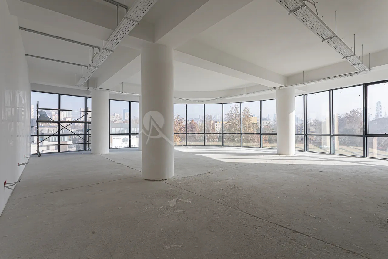 Commercial property for sale Azatutyan Ave, Arabkir Yerevan, 158321