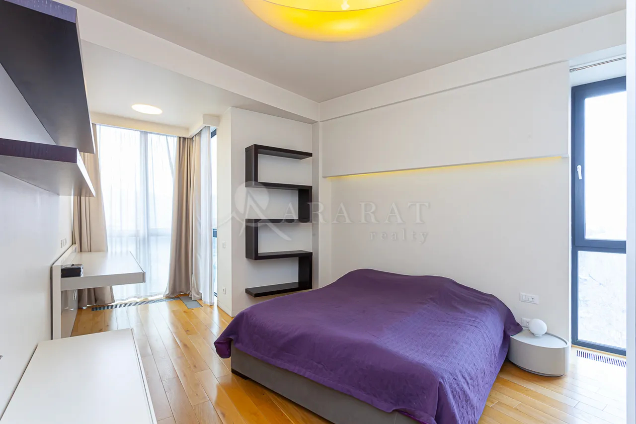 4 սենյականոց բնակարան վարձով Վարդանանց փող, Կենտրոն Երևան, 158841