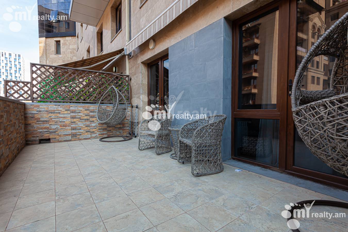 Снять 2 комнатную квартиру Бузанд ул, Центр Ереван, 151913