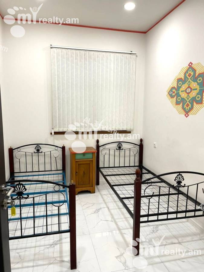 Купить коммерческoе помещение Пушкин ул, Центр Ереван, 153825