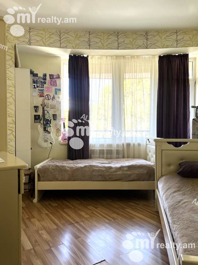 3 bedroom apartment for sale خیابان مامیکونیانتس, عربگیر ایروان, 150557