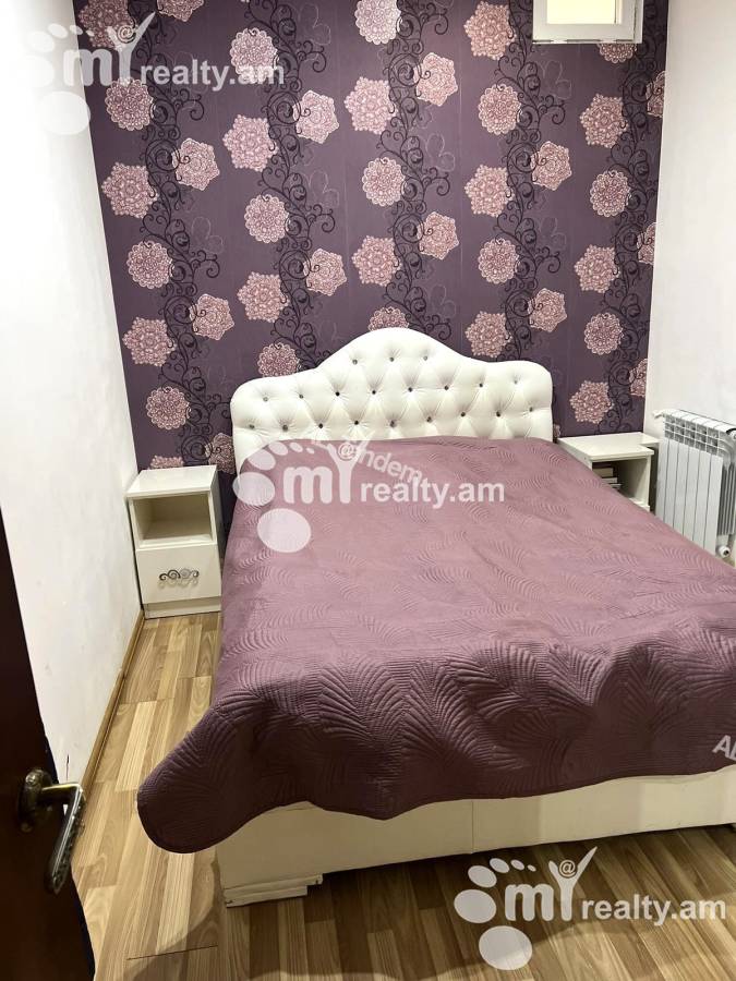 3 bedroom apartment for sale خیابان مامیکونیانتس, عربگیر ایروان, 150557