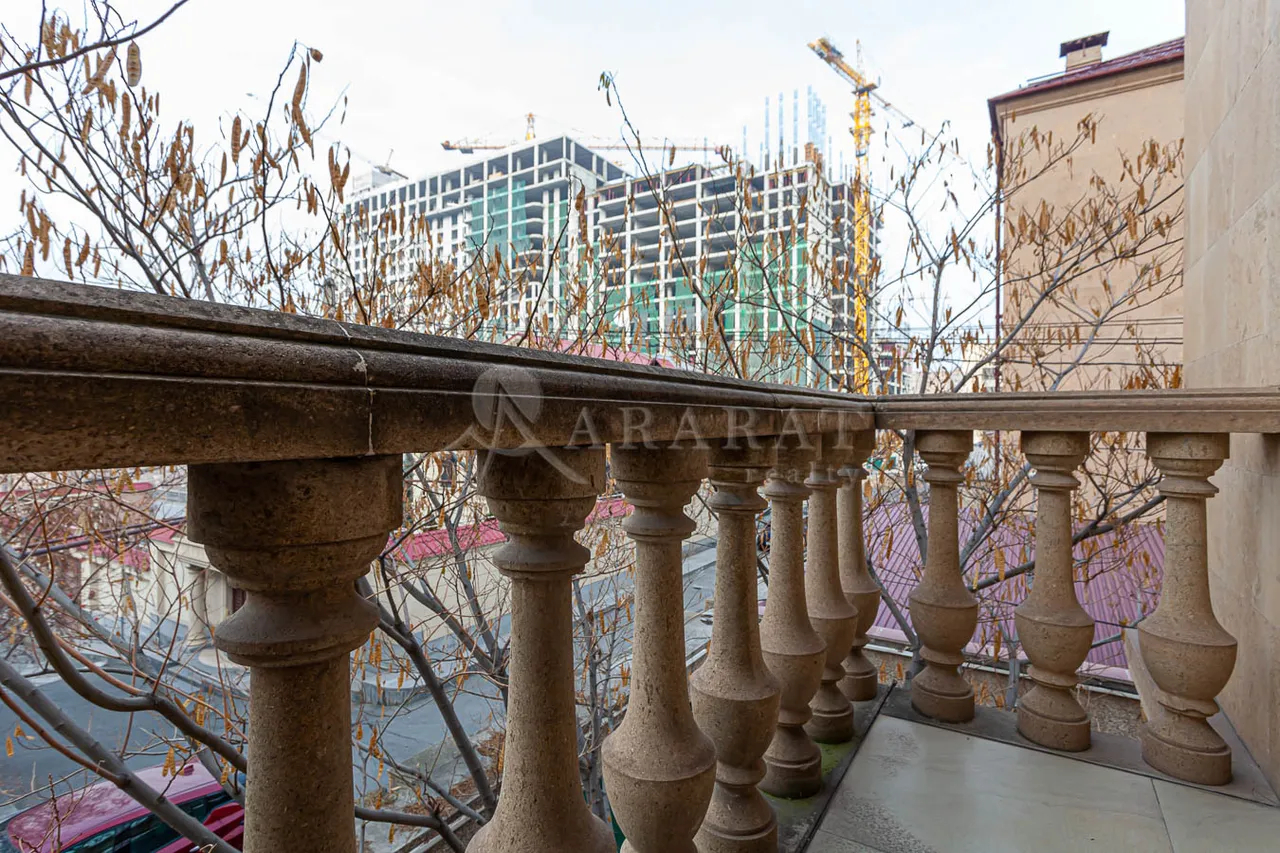 House for sale Pirumyans St, Davtachène Yerevan, 157262