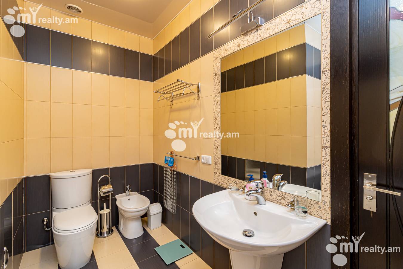 3 bedroom apartment for sale (خیابان نورترن (شمالی, مرکز شهر ایروان, 152092