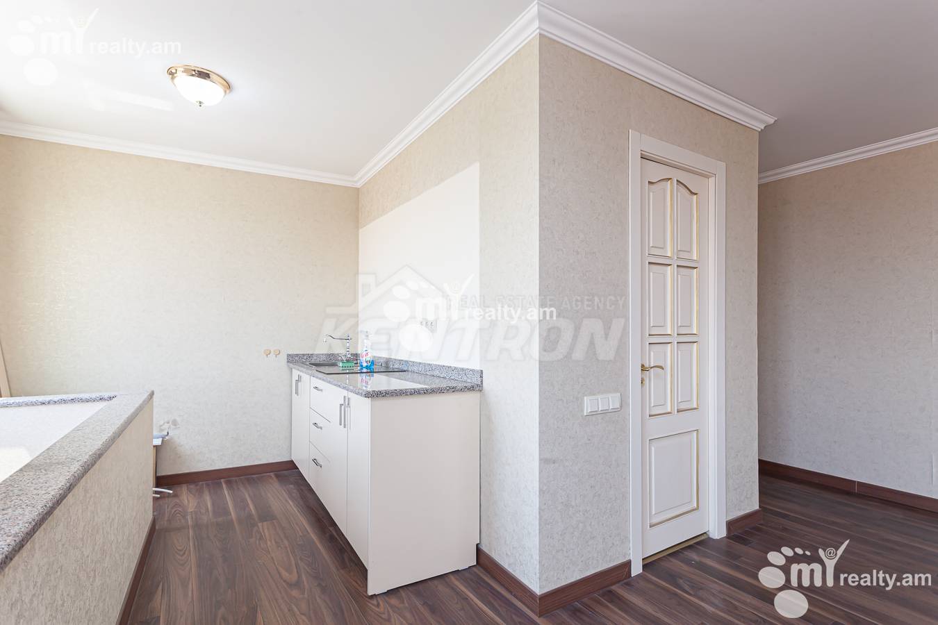 House for sale خیابان سِپوه, عربگیر ایروان, 155978