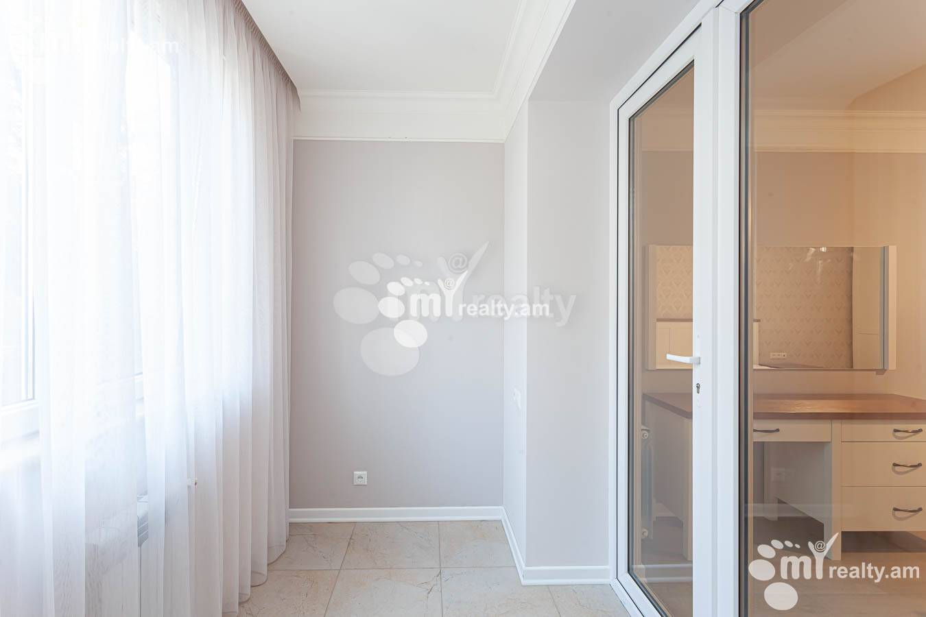 3 bedroom apartment for sale خیابان هین اِرِوانتسی, مرکز شهر ایروان, 152937