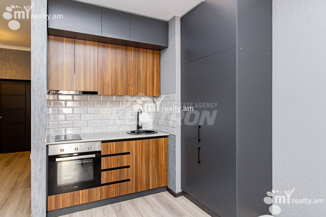 2 bedroom apartment for sale rue d'Amiryan, Center Yerevan, 152751
