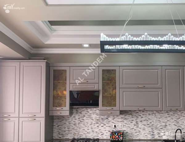 4-senyakanoc-bnakaran-vacharq-Yerevan-Center