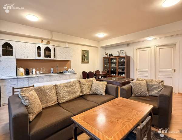 bnakaran/3-senyakanoc/Avan-Arinj+1+micro/Avan/Yerevan