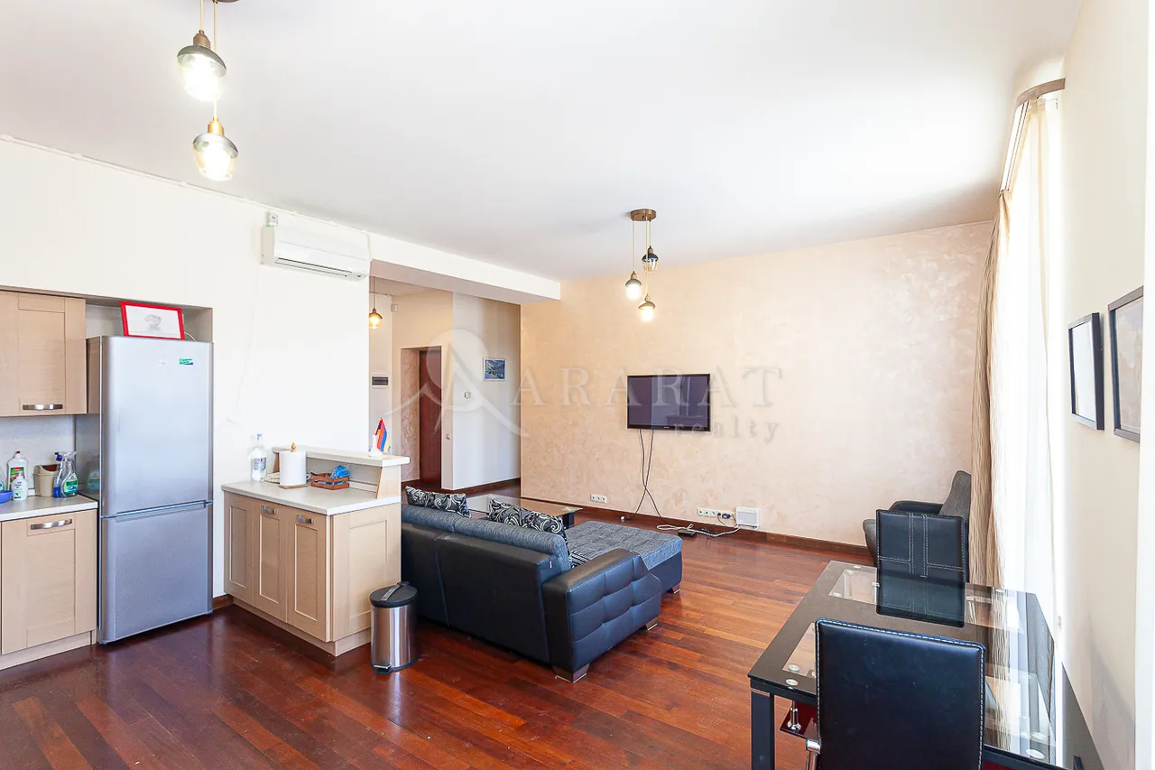 3 bedroom apartment for rent Tamanyan St, Center Yerevan, 158976