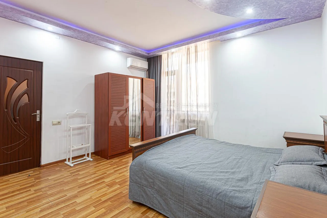 2 սենյականոց բնակարան վարձով Արամի փող, Կենտրոն Երևան, 158832