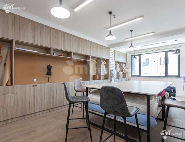 2-senyakanoc-bnakaran-vacharq-Yerevan-Center