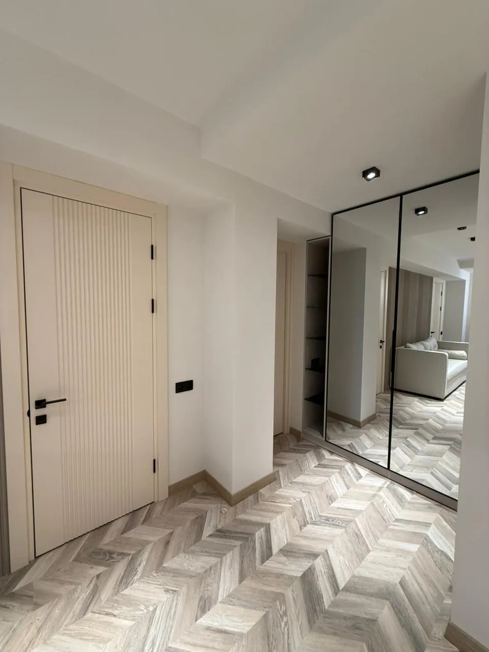 3 bedroom apartment for sale خیابان برادران اوربِلی, عربگیر ایروان, 158826